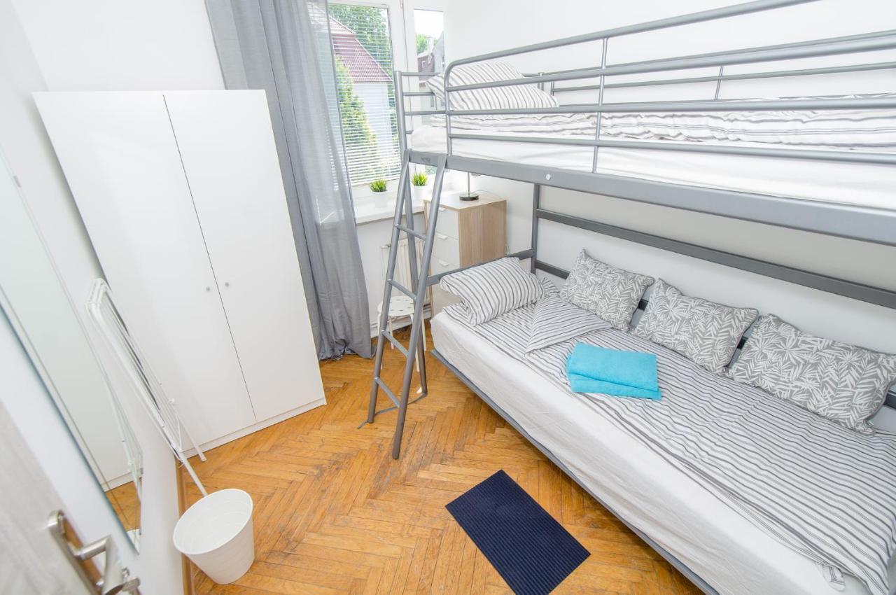 Uwh Hostel 格但斯克 外观 照片